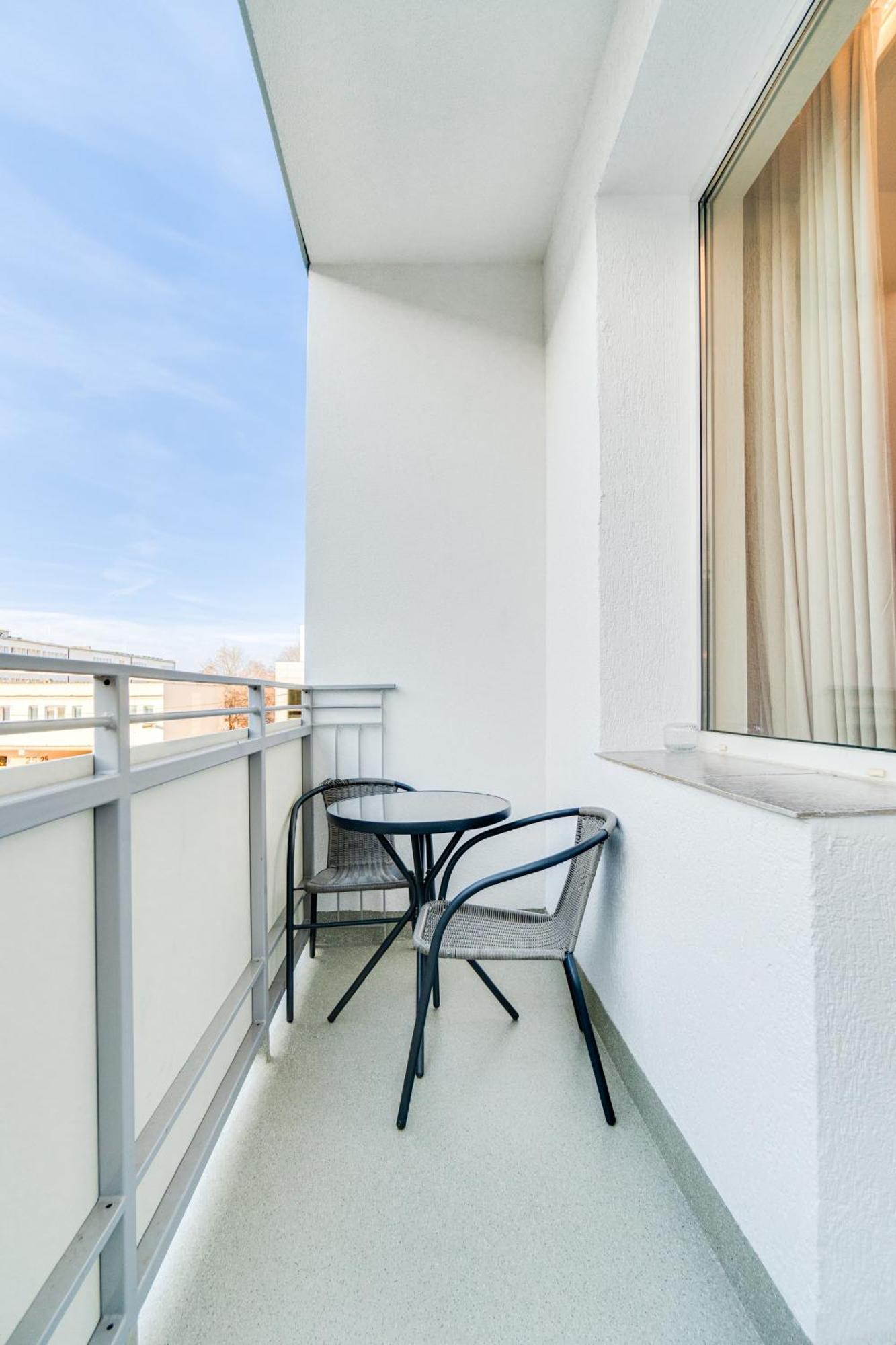 Bright Day Apartment - Self Check-In 24H, 10 Min Market Square Wrocław Exteriör bild